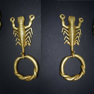 Arachnid Shape Modern Brass Door Bell | Scorpion Figure Wall Hanging Knocker | Set of 02 Pieces