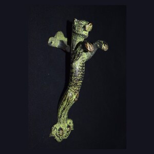 Leopard Jumping Design Door Pull | Brass Aggressive Tiger Shape Handle | Entrance Door Decoration