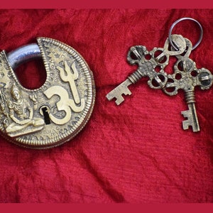 Om Shiva Symbol Padlock | Brass Religious Theme Door Safety Lock