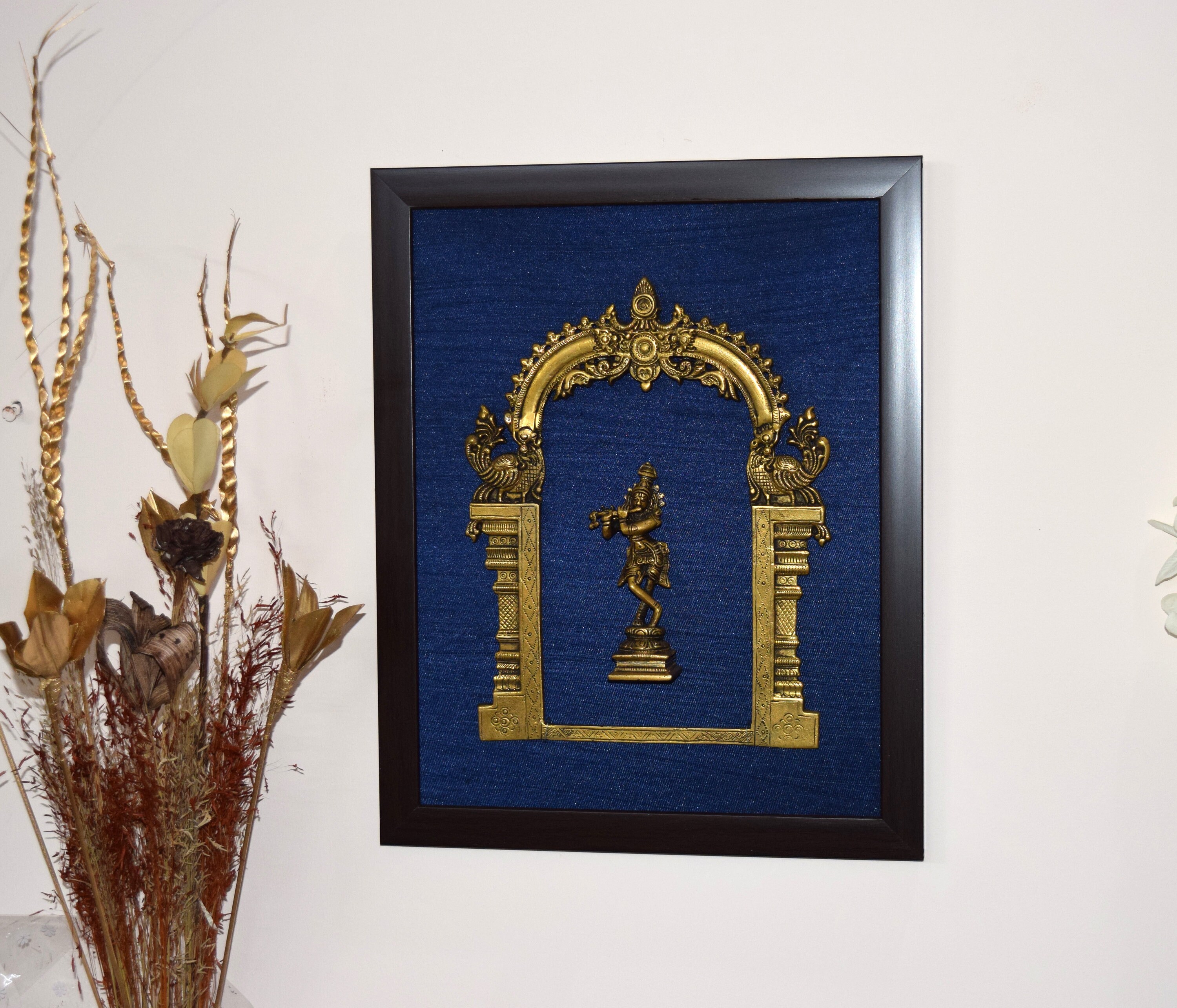 6x8 Acrylic Frame with Gold (choose an oyster, angel or landscape)
