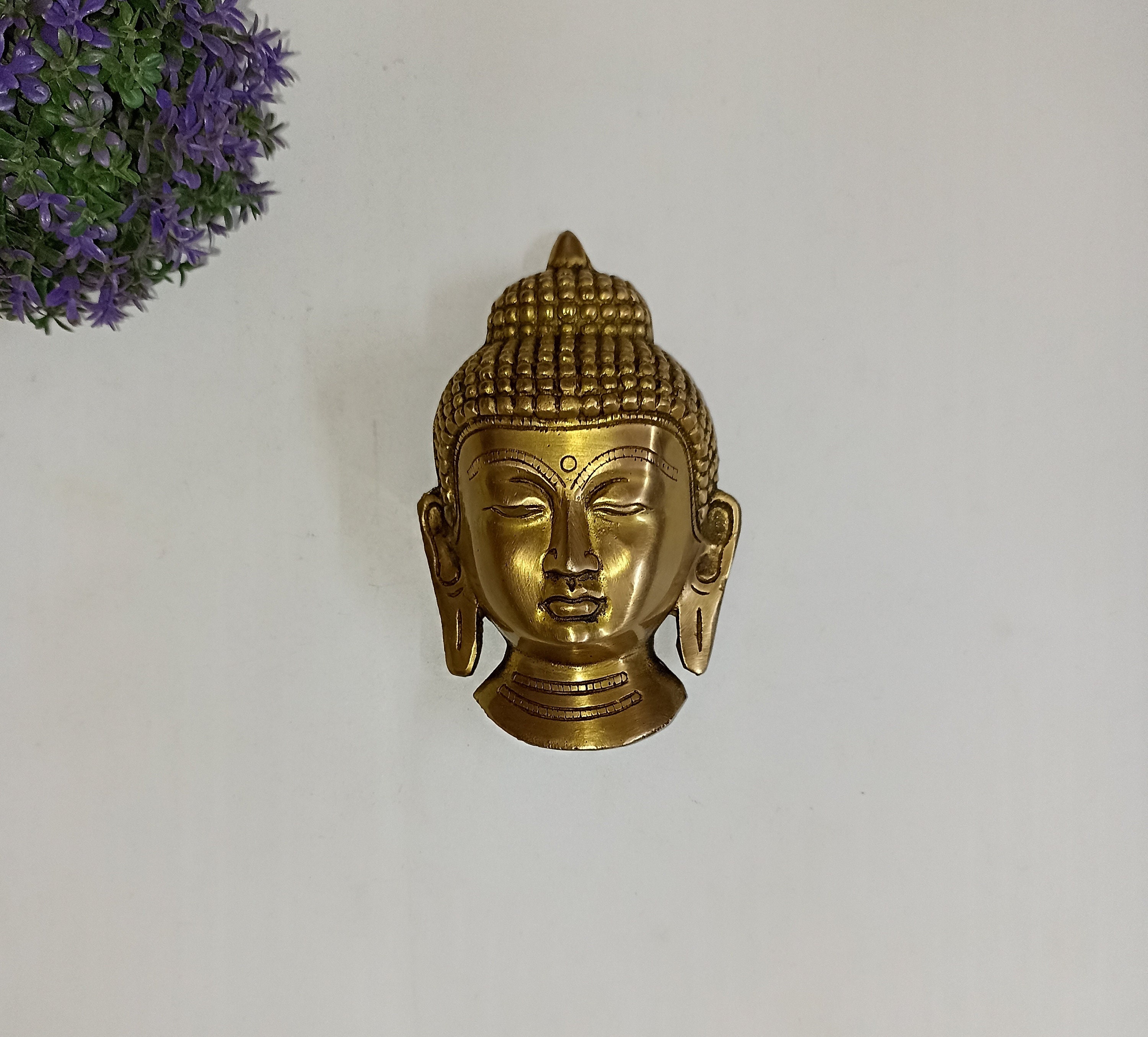 真鍮製仏像壁掛け装飾｜真鍮製チベット僧侶をテーマにした壁掛け新築