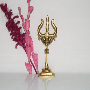 Hindu Deity Heritage Trishula | Brass Lord Shiva Trident With Damru | Indian Homeware Temple Figurine