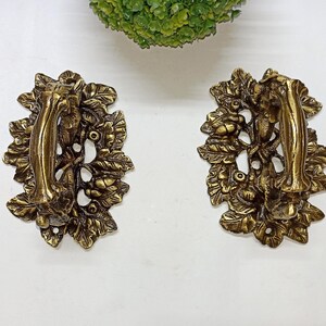 Lackerat mässingsdörrhandtag med kvistblad | Naturtema blommande kunglig dörrhandtag, set med 2 delar