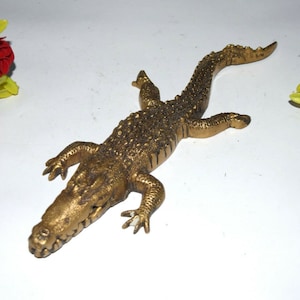 Exquisite Crocodile Figure Statue | Brass Killer Alligator Paperweight Showpiece Decor