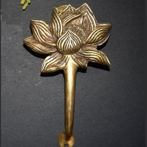 Lotus Floral Design Cupboard Pull | Brass Buddha Lilies Flower Shape Door Handle