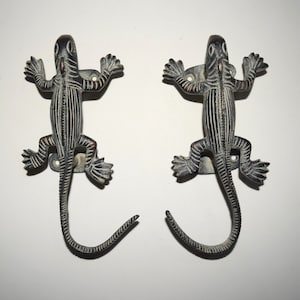 Rare Vintage Reptile Door Handle Set | Brass Veiled Chameleon Door Pull | Inspired Theme Party Doorware Collection