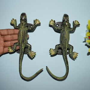 Chameleon Door Handle Pair | Gecko Lizard Engraving Entry Welcome Door Pull