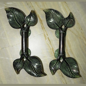 Brass Flower Engraving Door Grip Set | 10.2&#39;&#39; Inches Bastar Art Finish Handle