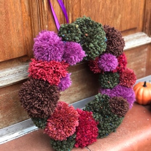 Autumnal pompom wreath