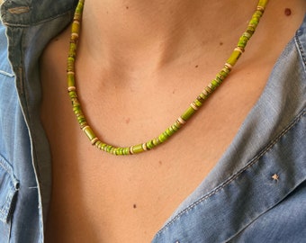 Collier de perles fait main : corail vert, jaspe et coquillage