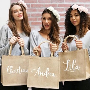 Personalized JUTE BAG for Bridesmaid Gift Mother of Bride - Etsy