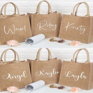 Personalized Tote Bag For Bridesmaids, Wedding Burlap Bag Gifts for Her, Bachelorette Party Favors Tote Bags, Custom Bridal Party Jute Bags, Custom tote bag for wedding , bride bags for bachelorette, bride bags for bachelorette party, bride bag beach
