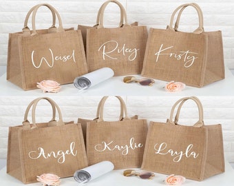 Personalized JUTE BAG for Bridesmaid Gift, Mother of Bride Wedding Favors Tote Bag Gift, Custom Modern Bridal Party Burlap Tote Bags for Her