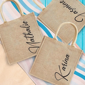 Personalized Tote Bag For Bridesmaids, Wedding Burlap Bag Gifts for Her, Bachelorette Party Favors Tote Bags, Custom Bridal Party Jute Bags, Custom tote bag for wedding , bride bags for bachelorette, bride bags for bachelorette party, bride bag beach