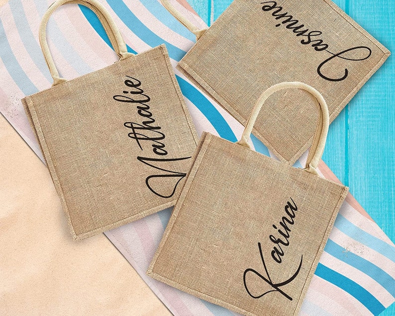 Personalized Tote Bag For Bridesmaids, Wedding Burlap Bag Gifts for Her, Bachelorette Party Favors Tote Bags, Custom Bridal Party Jute Bags, Custom tote bag for wedding , bride bags for bachelorette, bride bags for bachelorette party, bride bag beach