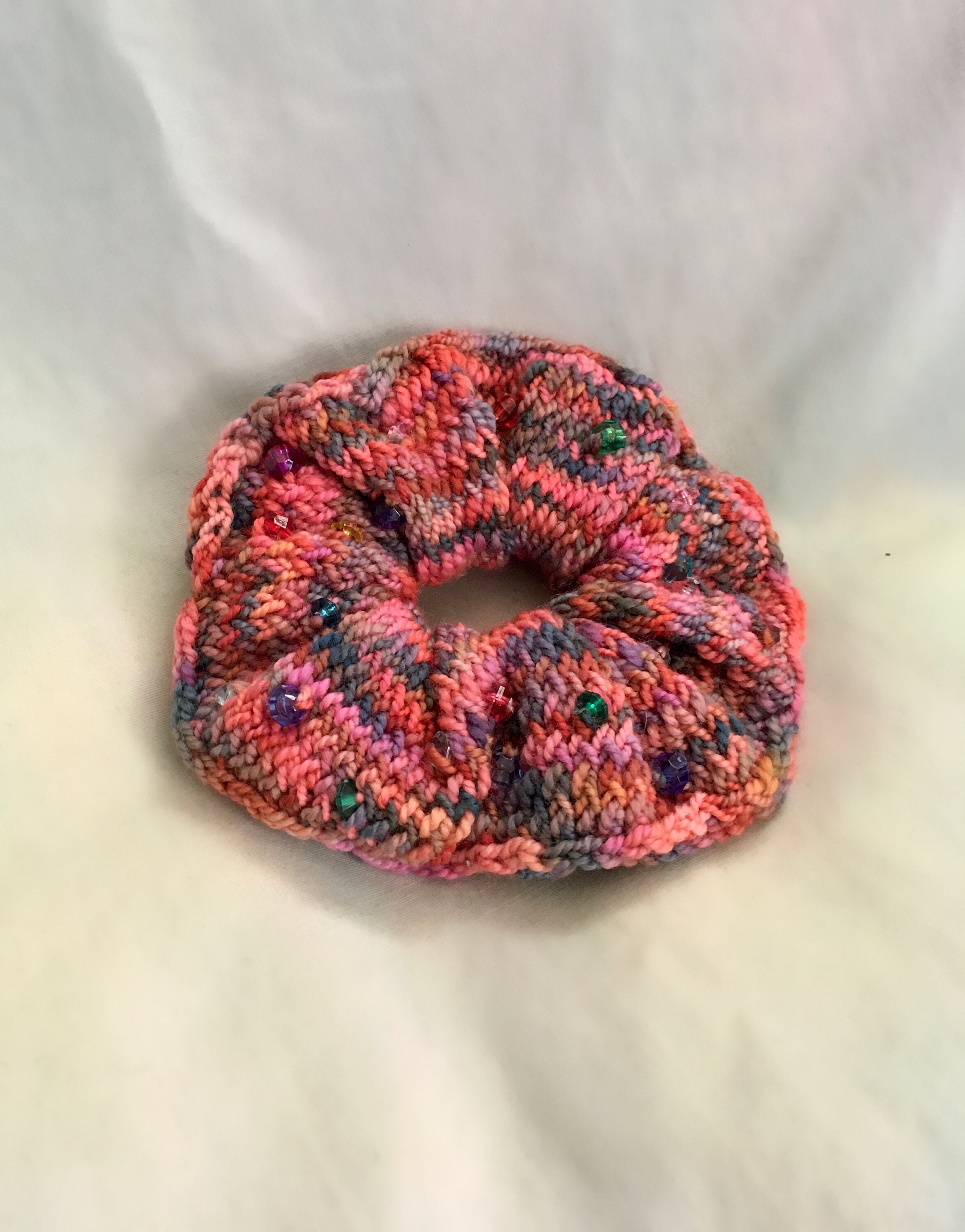 Handknit hot pink wool beaded scrunchie | Etsy