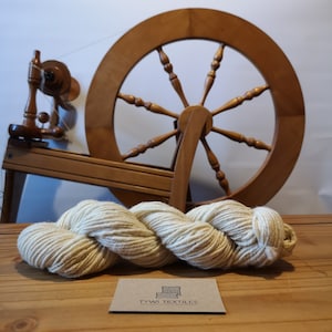Llanwenog Hand Spun Yarn Wool Aran Worsted Rare Breed Sheep Cream Perfect for Knitting / Weaving / Crafts
