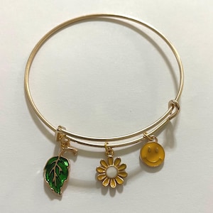 Smile More – Gold Adjustable Charm Bracelet, Smiley Face Jewelry, Cute Minimalist Bracelet, Birthday Gift for Her, Positive Vibes