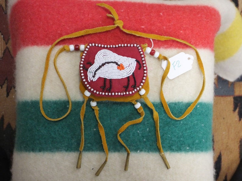 Fire starter kit in beaded deer skin pouch w/strap WHITE BISON FLAP