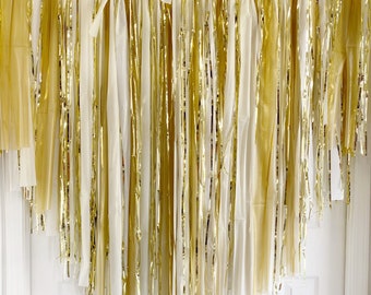 Gold and white backdrop fringes/plastic streamers/tablecloth streamers/graduation backdrop/bachelorette backdrop