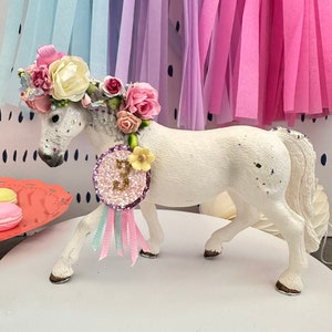 Horse theme/Cow girl caketopper/ horse caketopper/farm  caketopper /pony caketopper