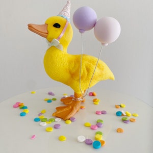 Duck cake topper/baby shower caketopper/yellow ducky image 3