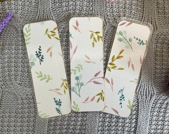 Melody of Leaves Watercolour Cozy Bookmark