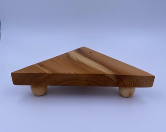 Mini Wooden Stand - Riser, Cedar, Reclaimed - Corner Triangle