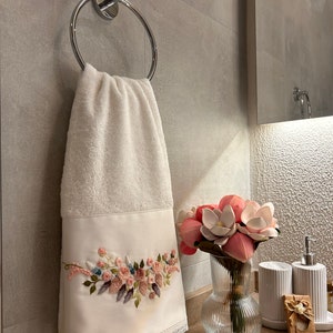 Hand Embroidered Bamboo Turkish Bath Towels, Bohemian Bathroom Decor, Elegant Housewarming Gift - Wedding Gift Idea- Luxury Home Decor