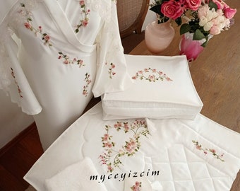 Hand-Embroidered Bride Robe and Prayer Rug Set, Muslim Wedding Gift
