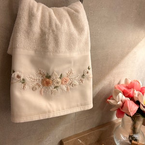 Hand Embroidered Bohemian Design Turkish Bamboo Towel - Floral Bathroom Decor, Elegant Housewarming Gift - Wedding Gift - Luxury Home Decor