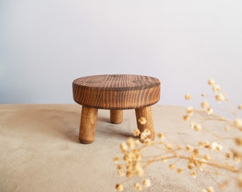 Tiny Round Plant stool, Small Milking Stool, Small Plant Pot Stand, Solid Wood, Handmade