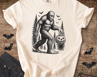 Bigfoot Halloween Shirt, Sasquatch Pumpkin T-Shirt, Spooky Forest Tee, Cryptid Trick or Treat Top, Gothic Fall Gift, Comfort Colors Shirt