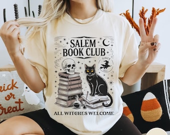 セーラム・ブッククラブTシャツ、魔女っぽい読書好きTシャツ、ヴィンテージハロウィーン風Tシャツ、不気味な秋の読書Tシャツ、ゴシック魔女Tシャツ、心地よい秋のTシャツ
