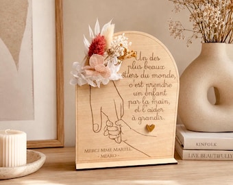 Cadre arche en bois et fleurs séchées personnalisables, cadeau de fin d’année scolaire, maîtresse, nounou, atsem, crèche…