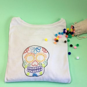 KIT embroidery - Tee-shirt (included) - 100% organic cotton - La Cabeza// Level: Beginner