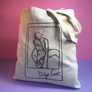 KIT Embroidery + Tote bag (included) - 100% organic cotton - Doja Cat / Level: beginner