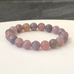 Lavender Madagascar Rose Quartz Bracelet - 10nmm Grade AAA Lavender Rose Quartz Beads, Stretch Cord, Purple Rose Quartz Stretch Bracelet