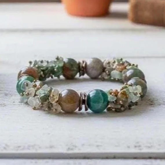 Natural Indian Agate Gemstone Bracelet - Elegant Women's Statement Stretch Bracelet
