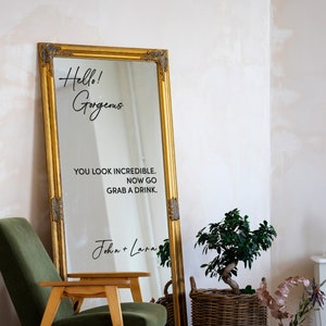 Hello Gorgeous Vinyl Mirror Sticker, naklejka ślubna na powitanie gości, znak „You Look Amazing”