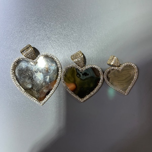 Real 14K Gold Picture Pendant, Heart Picture Pendant in real 14kt gold small medium large, Heart Medallion with customizable picture womens
