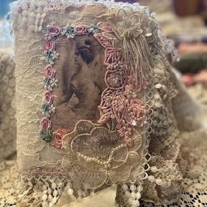 Old World Lace Treasure