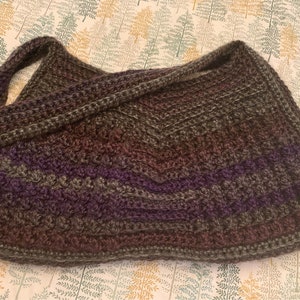 Market / shoulder bag purple and gray crocheted