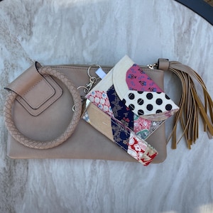 Monedero de lino con parte superior acolchada, billetera acolchada vintage, monedero de lino vintage, llavero acolchado, llavero de pulsera