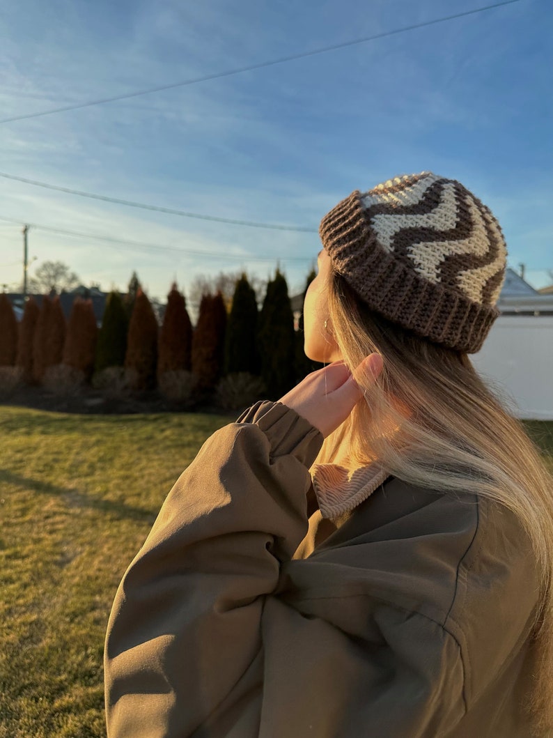 Crochet Wavy Days Beanie Pattern image 3