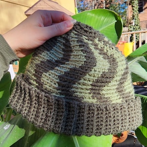 Crochet Wavy Days Beanie Pattern image 9