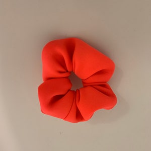 Neoprene hair scrunchies Scrunchies Pink