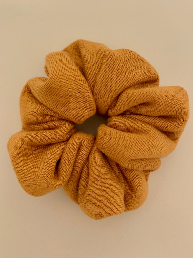 Hair scrunchies in organic bamboo fleece Large size Scrunchies Jaune moutarde