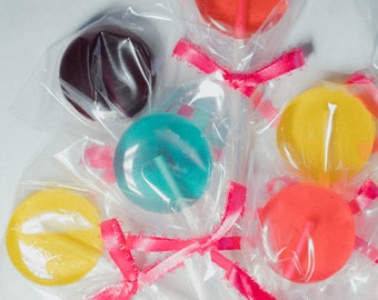 12 Party Favor Lollipops - Flat Round Hard Candy — Wedding Favors, Cake Decorations, Baby Shower Favors, Cake Toppers