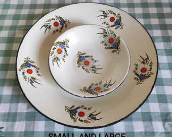 Vintage Emaille Schale mit Gänseblümchen Motivdruck Cottagecore Email